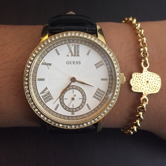 Guess Accessories - New! ✨GUESS leather watch